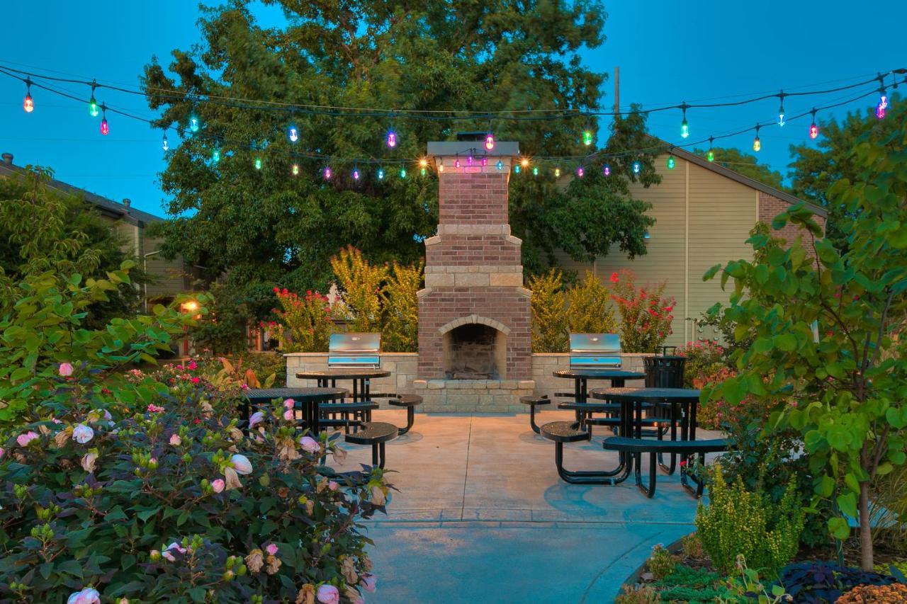 Ou Sooner, Pool & Gym, Bbq, Netflix, 100Mb Internet, Lg Washer & Dryer, Close To Ou! Norman Extérieur photo