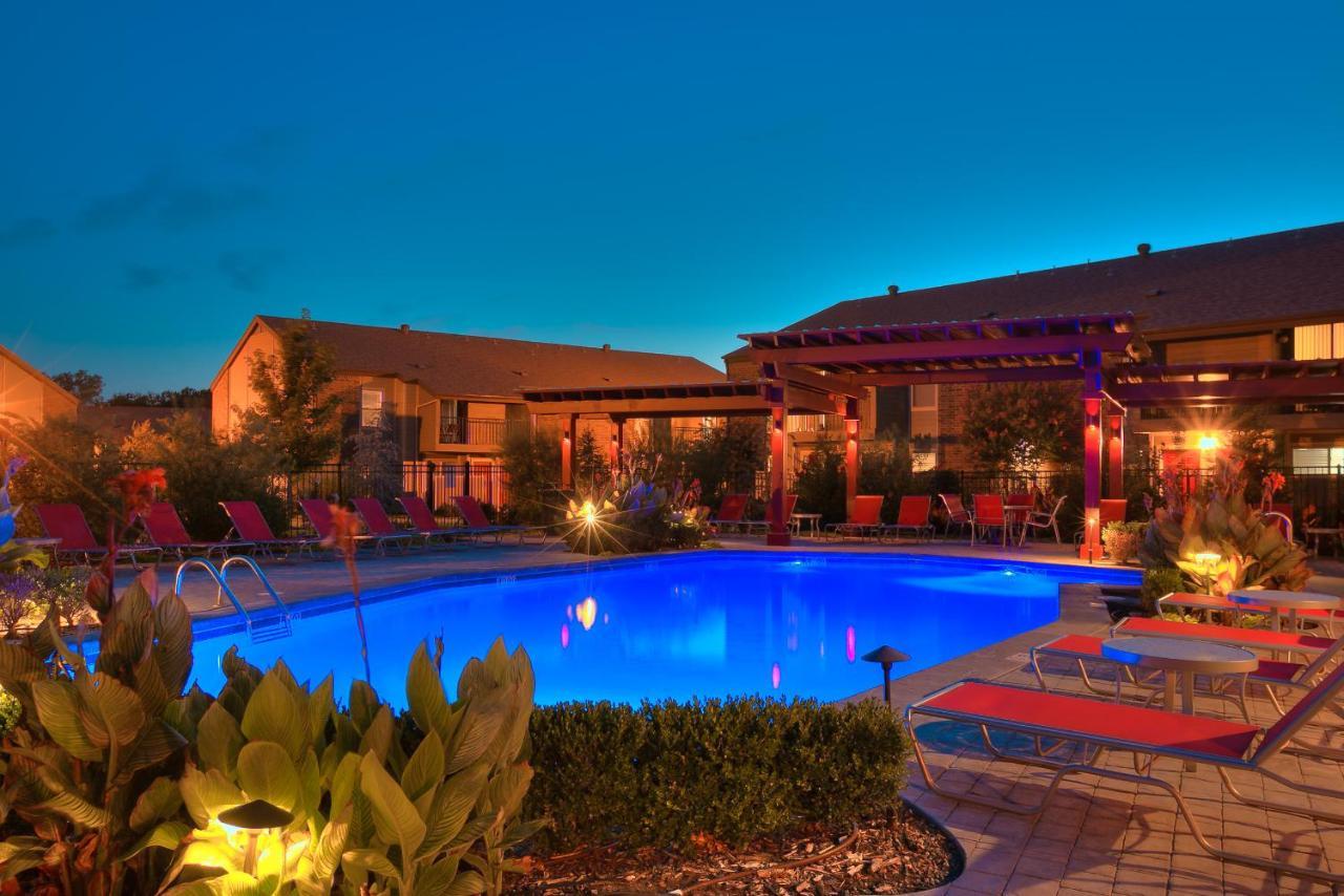 Ou Sooner, Pool & Gym, Bbq, Netflix, 100Mb Internet, Lg Washer & Dryer, Close To Ou! Norman Extérieur photo