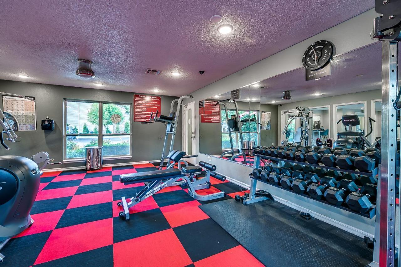 Ou Sooner, Pool & Gym, Bbq, Netflix, 100Mb Internet, Lg Washer & Dryer, Close To Ou! Norman Extérieur photo
