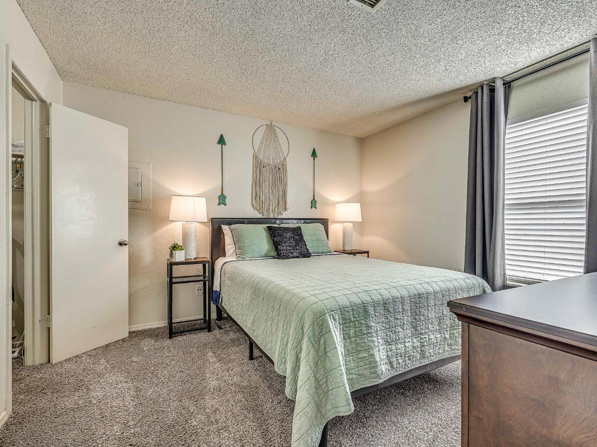 Ou Sooner, Pool & Gym, Bbq, Netflix, 100Mb Internet, Lg Washer & Dryer, Close To Ou! Norman Extérieur photo